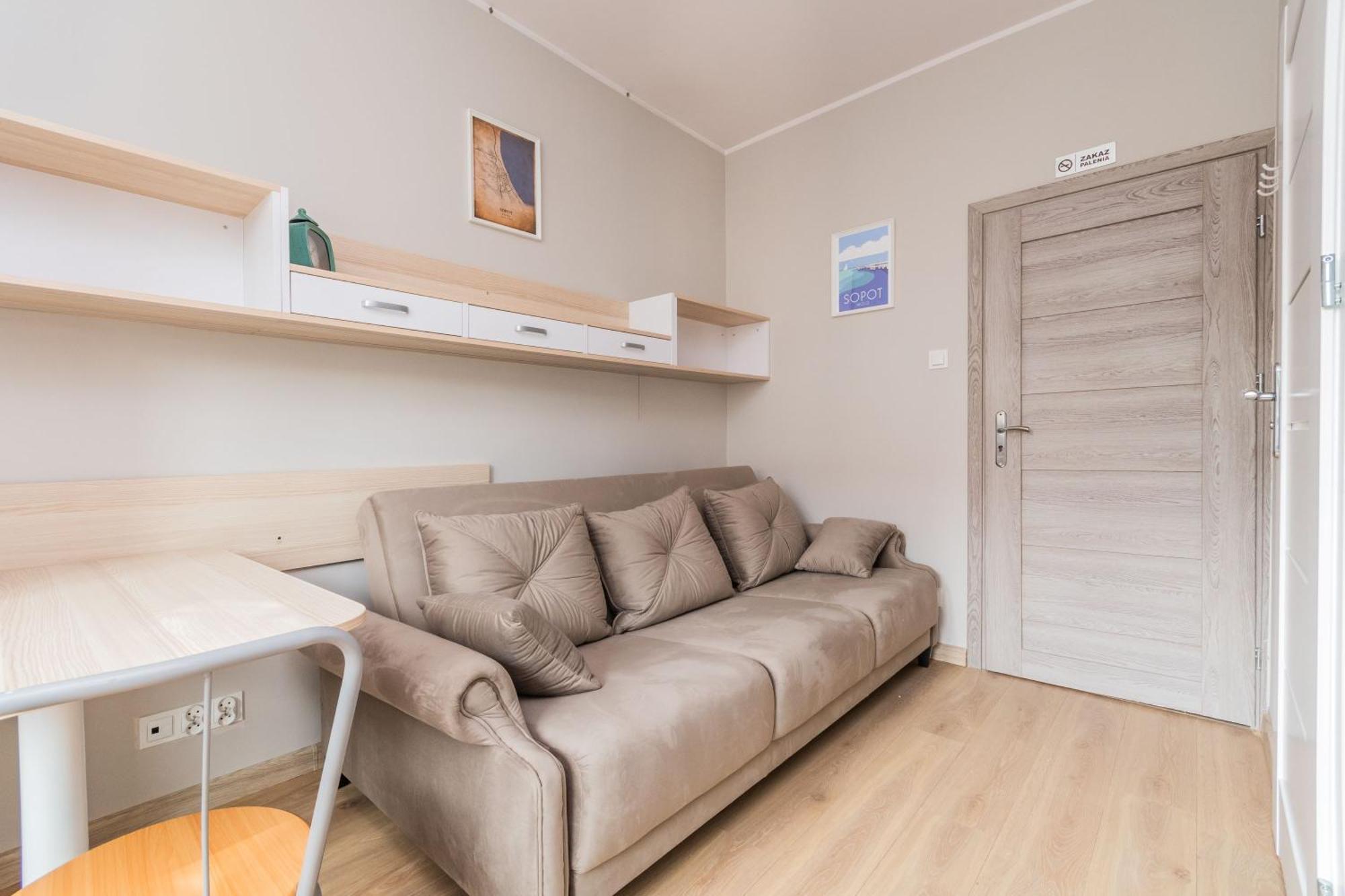 Traffic Studio 2 By Grand * Sopot